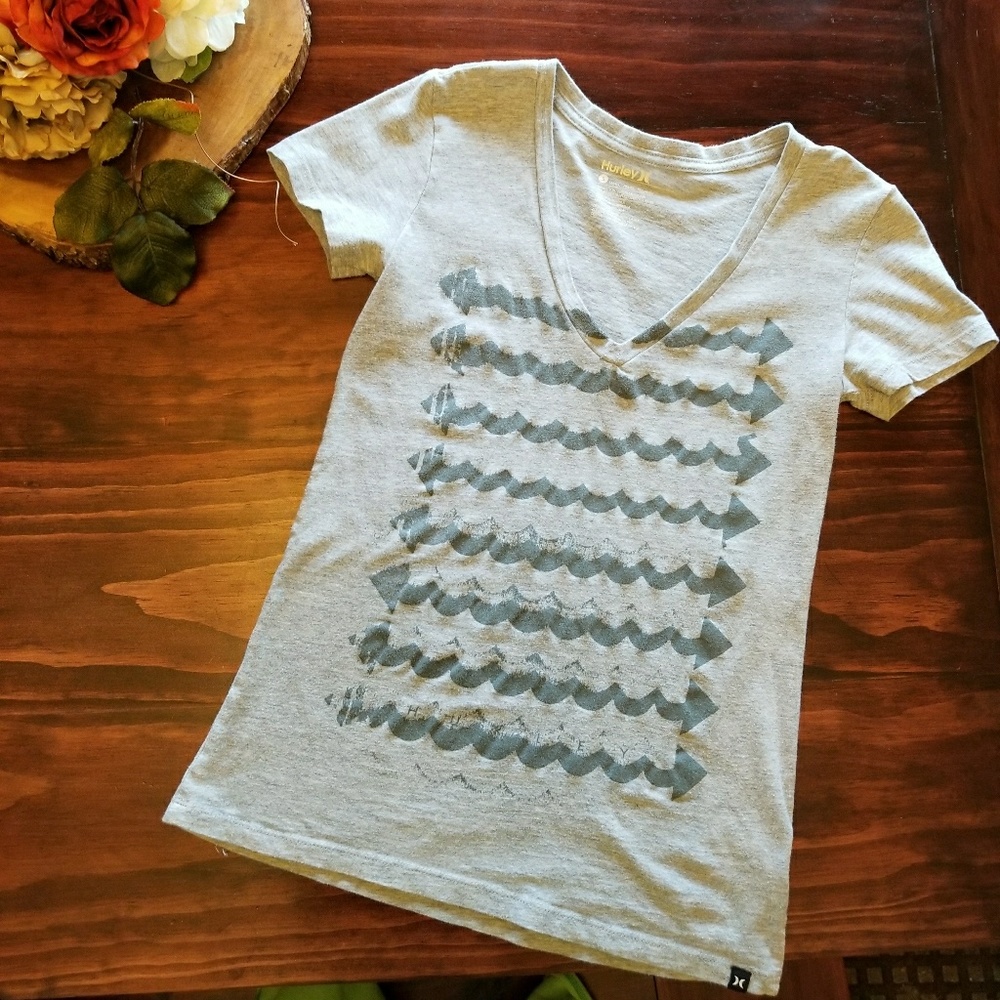 Hurley v-neck shirt